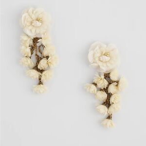 🐚🦪🐚 CHICO’S No Droop® Flower & Conch Shell Earrings 🐚🦪🐚 NWT 🐚🦪🐚